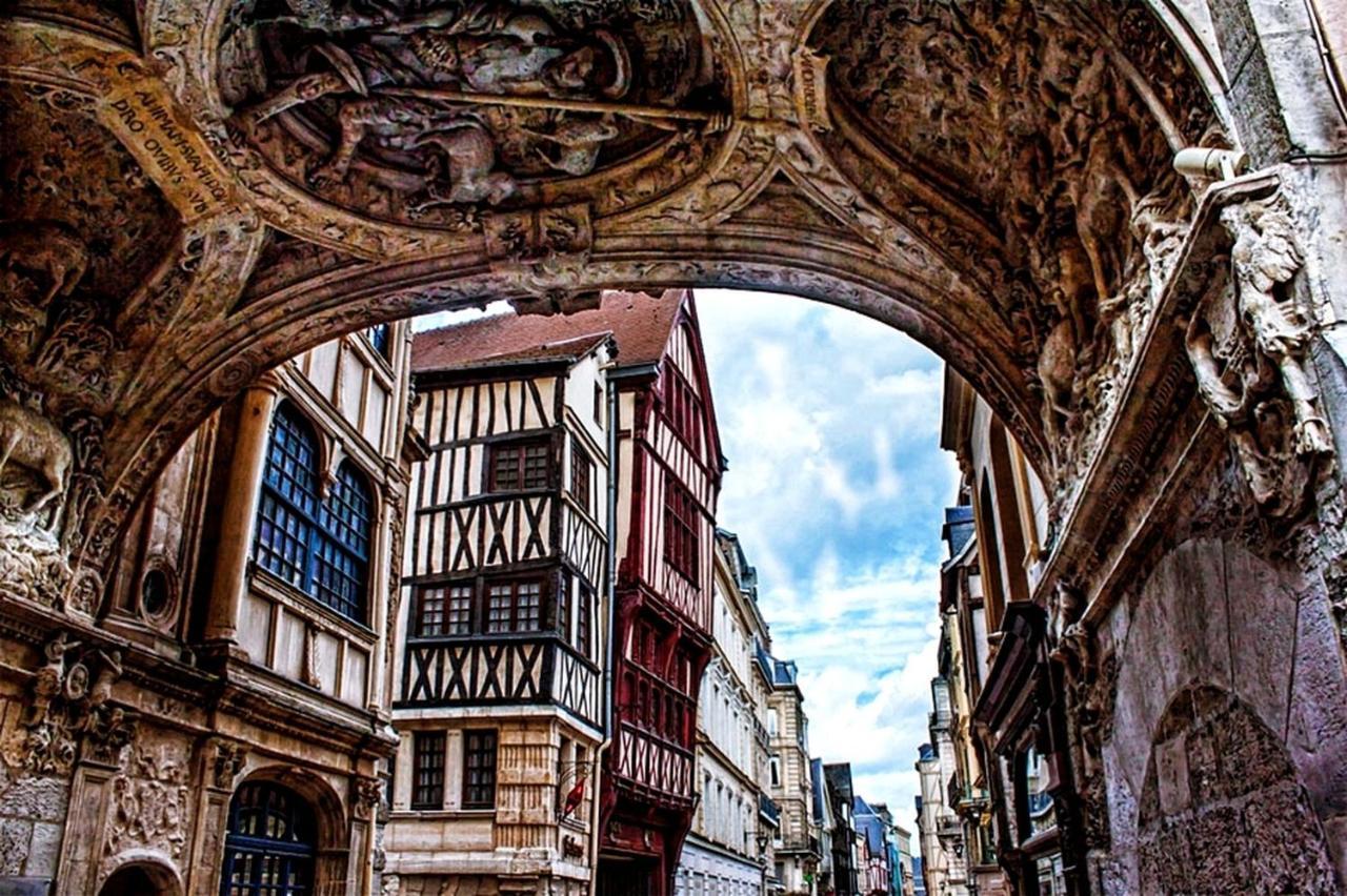 Share & Cheers * Rouen